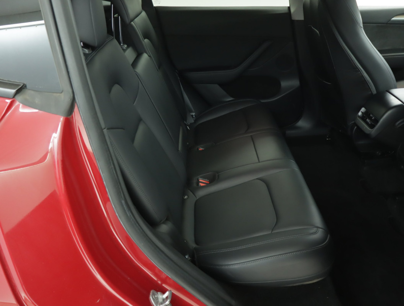 Tesla Model Y, 2022