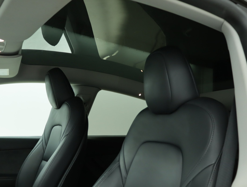 Tesla Model Y, 2022