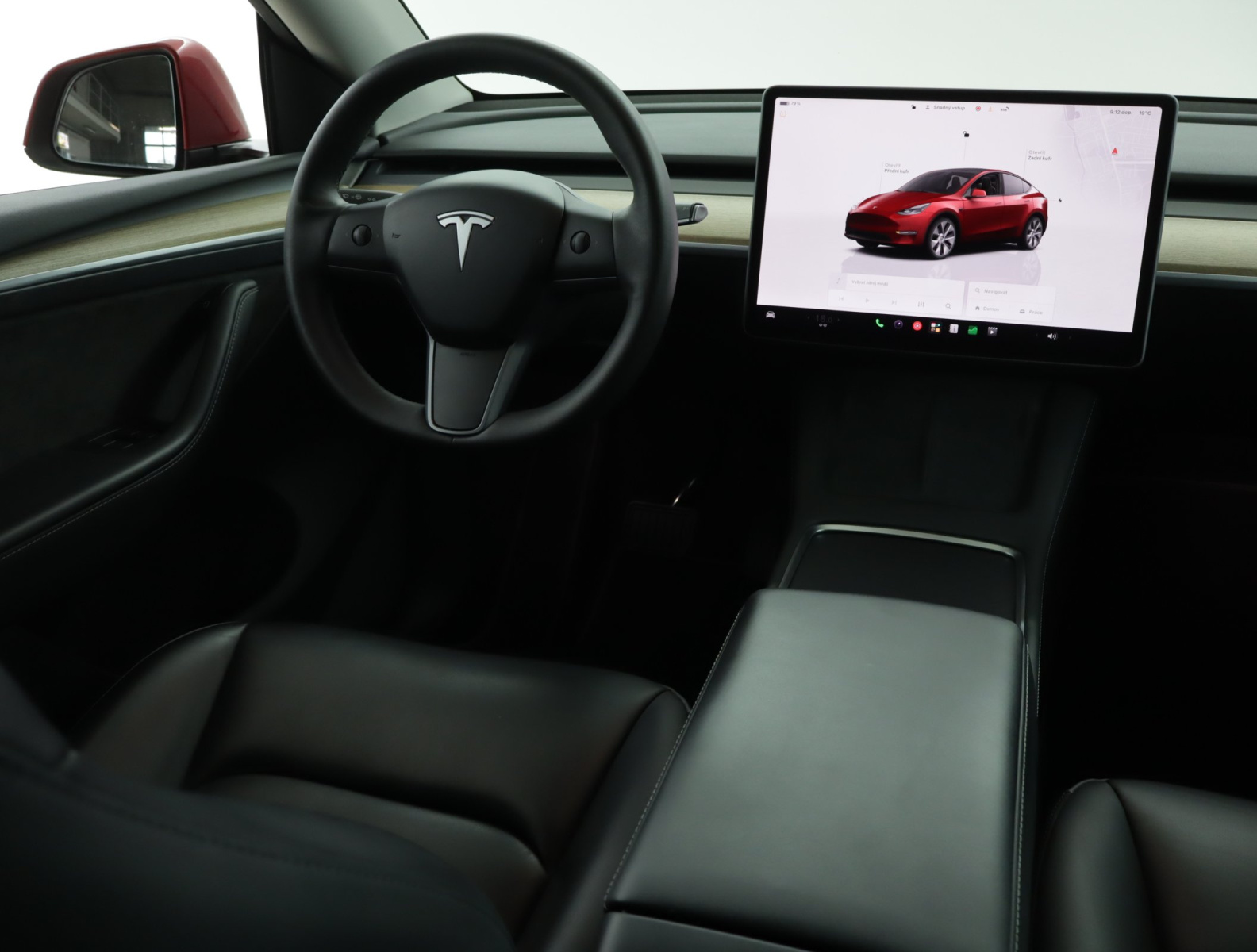 Tesla Model Y Standard Range – fotografie 9