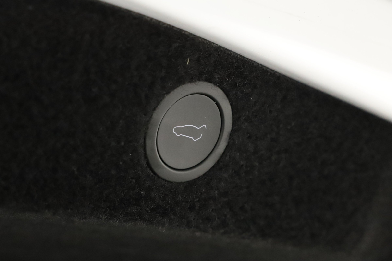 Tesla Model 3 - 2024