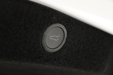 Tesla Model 3 - 2024