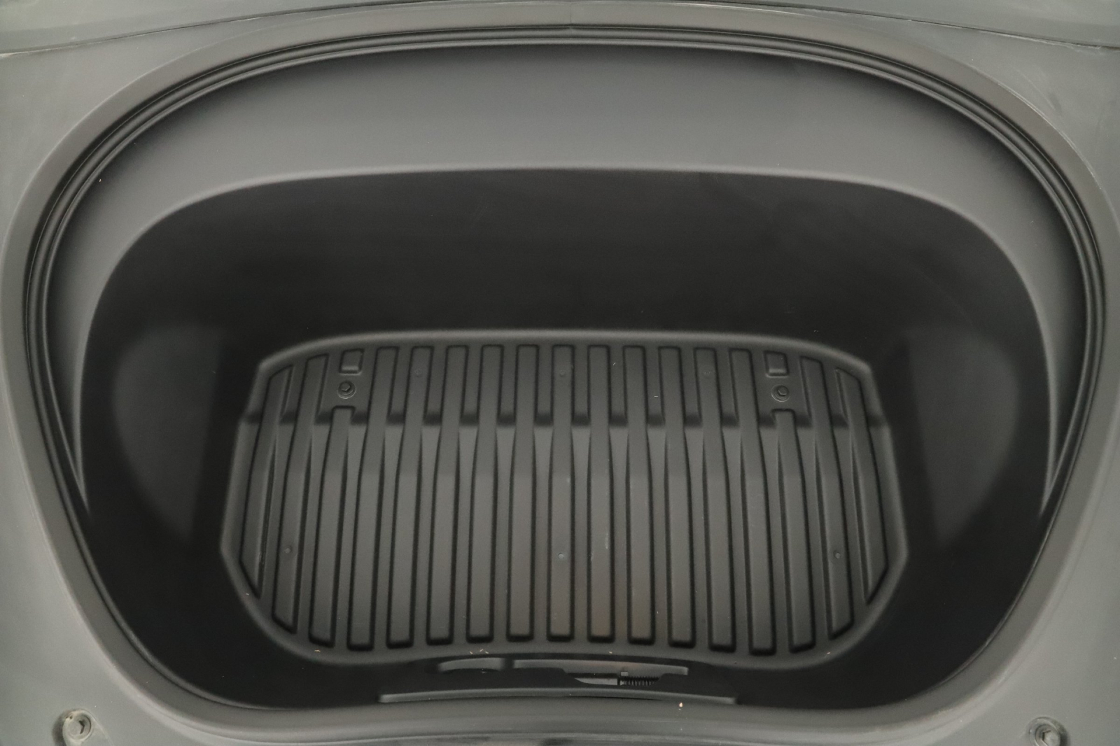 Tesla Model 3 - 2024