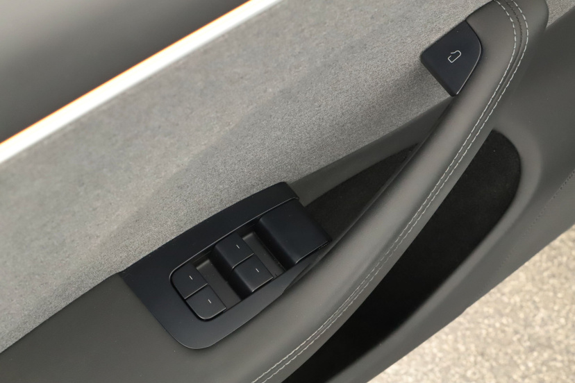 Tesla Model 3, 2024