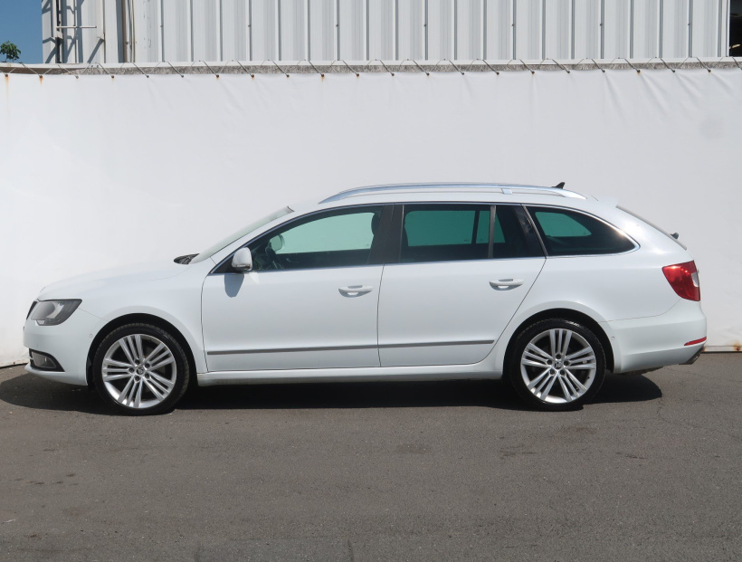 Škoda Superb, 2014