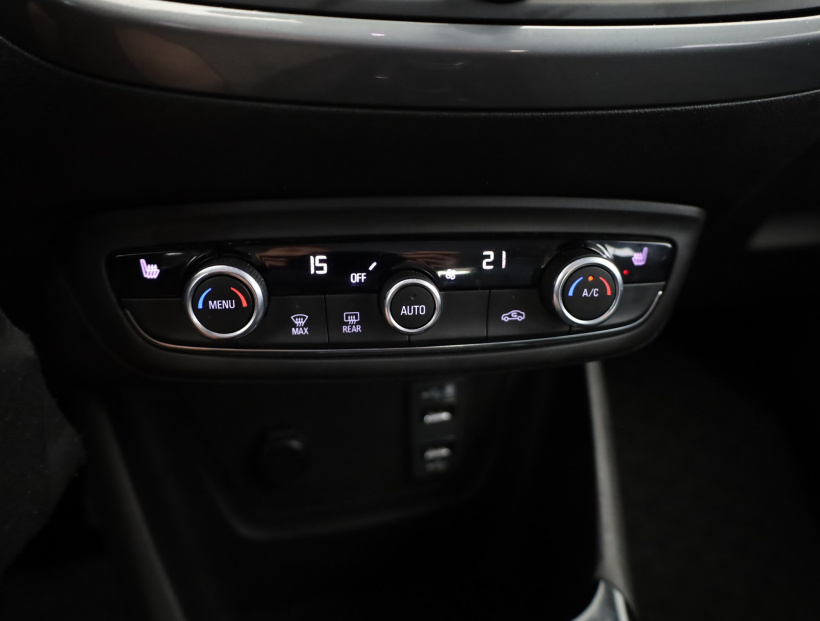 Opel Crossland, 2022