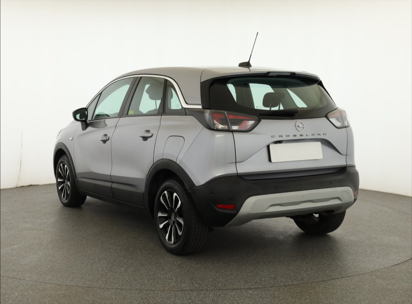 Opel Crossland, 2022