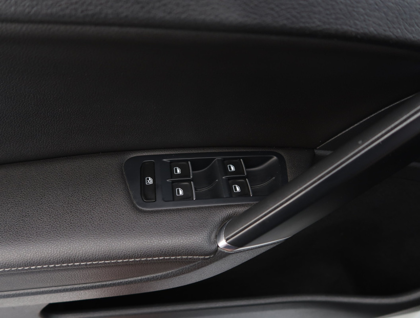Volkswagen Golf, 2015