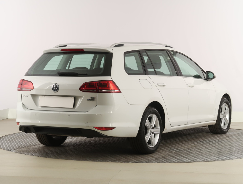 Volkswagen Golf, 2015