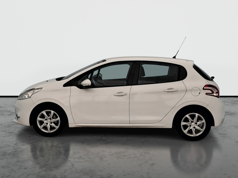 Peugeot 208, 2015