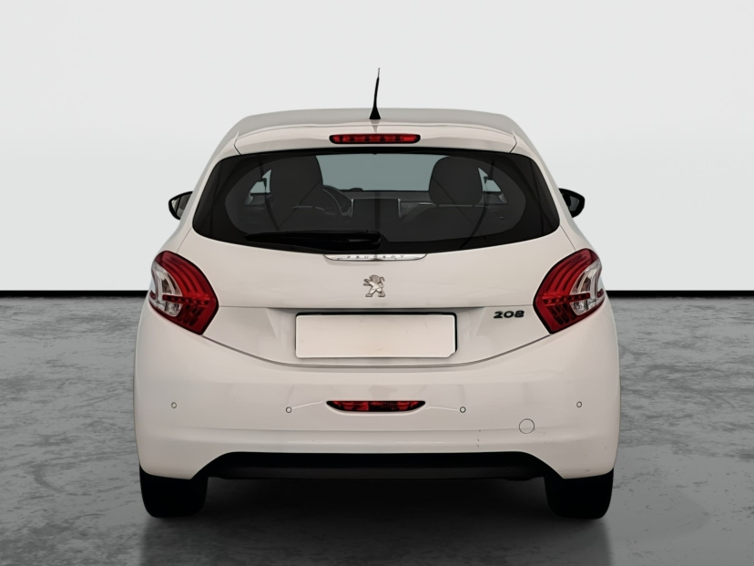 Peugeot 208, 2015