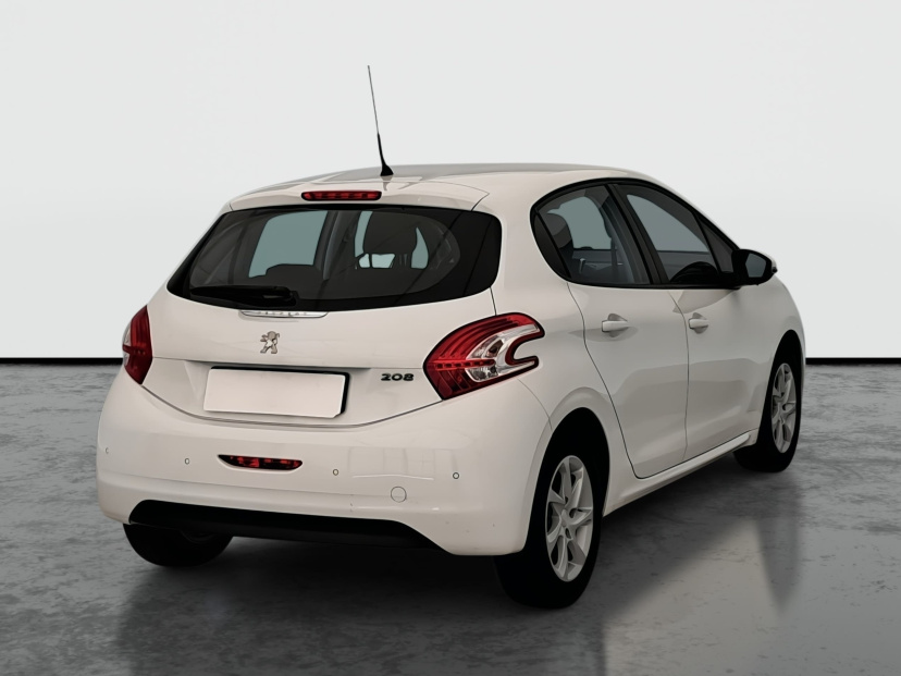 Peugeot 208, 2015