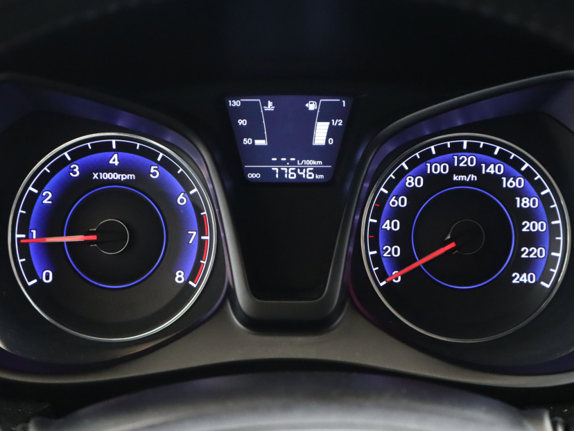 Hyundai ix20, 2012