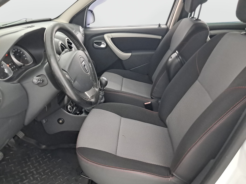 Dacia Duster, 2013