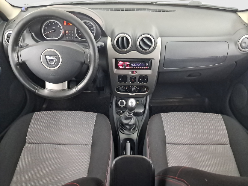 Dacia Duster, 2013