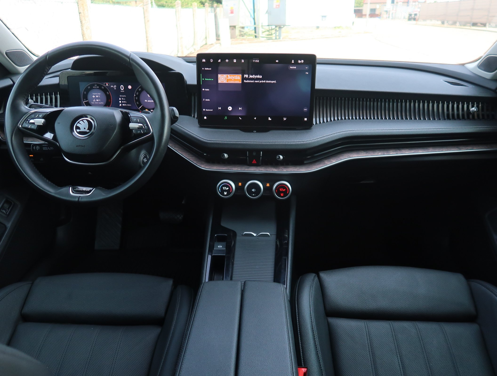Škoda Superb - 2024