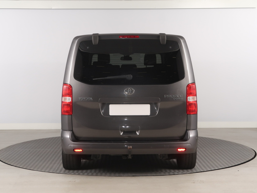 Toyota ProAce Verso, 2017