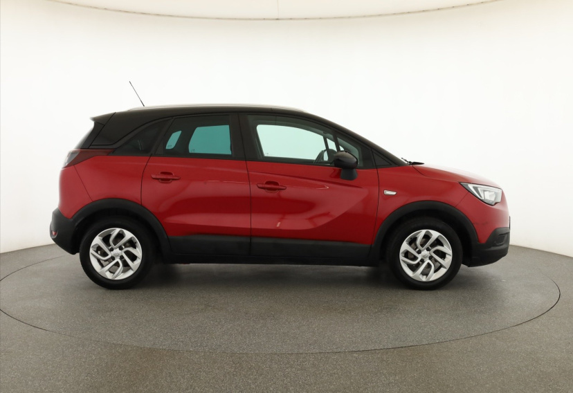 Opel Crossland, 2020