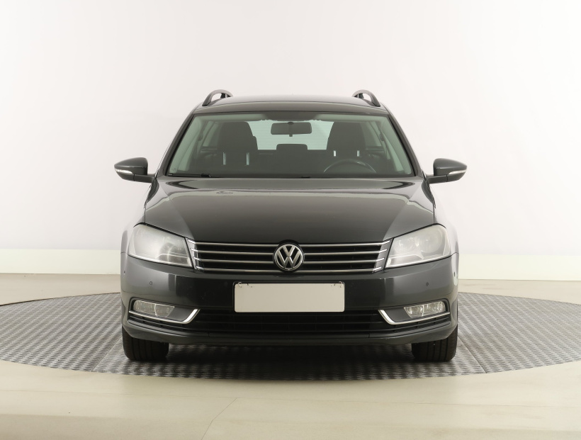 Volkswagen Passat, 2013