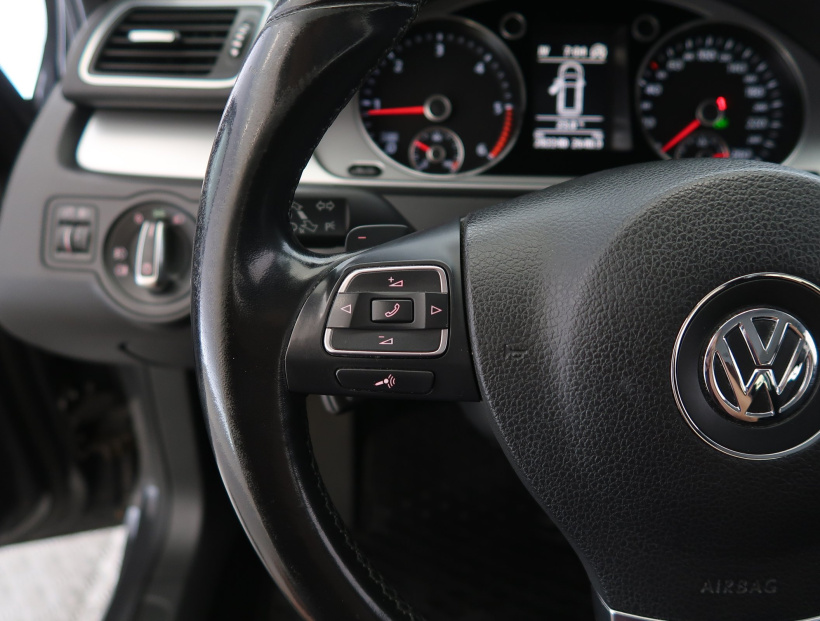 Volkswagen Passat, 2013