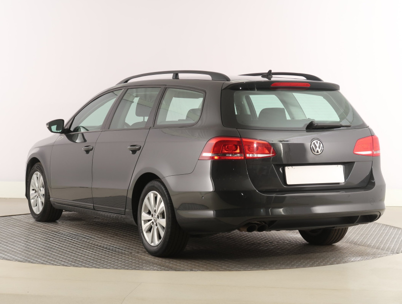 Volkswagen Passat, 2013