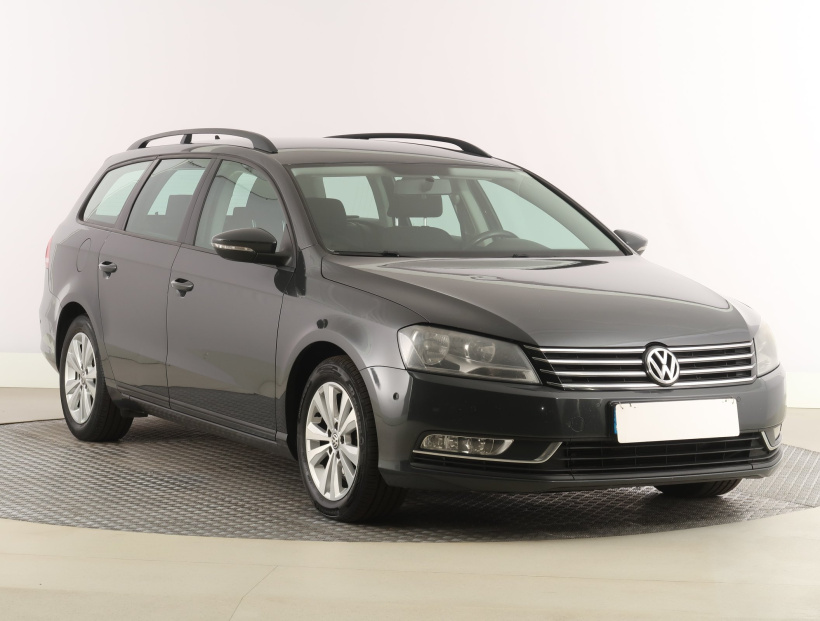 Volkswagen Passat, 2013