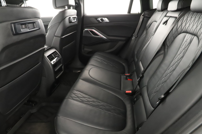 BMW X6, 2022