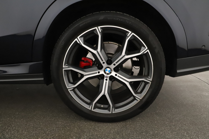 BMW X6, 2022