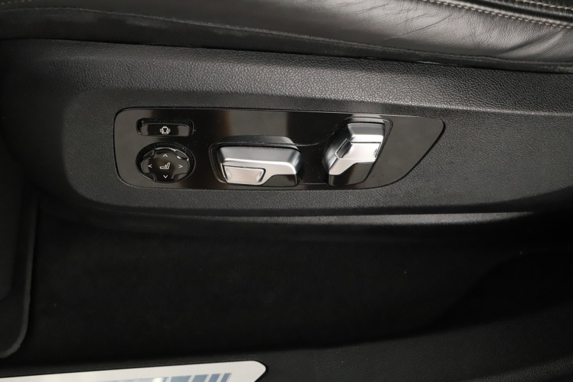 BMW X6, 2022
