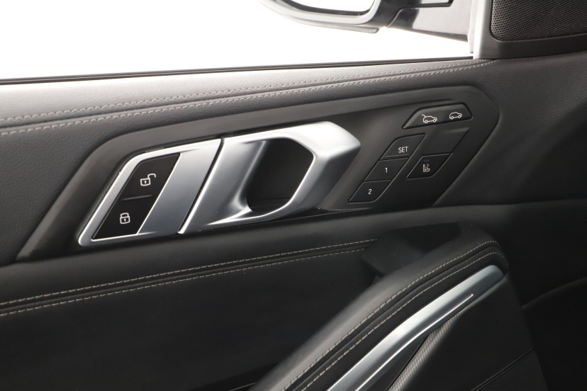 BMW X6, 2022