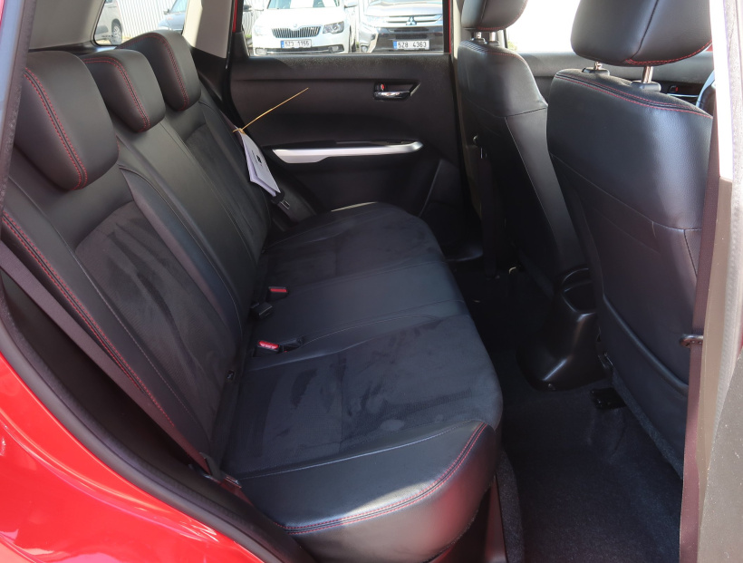 Suzuki Vitara, 2016
