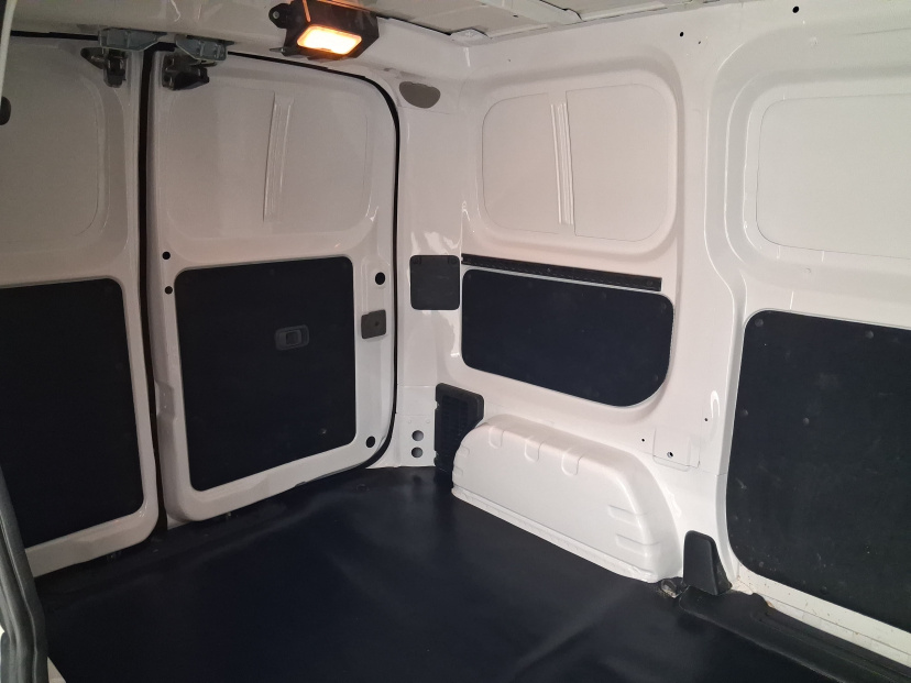 Nissan NV200, 2019