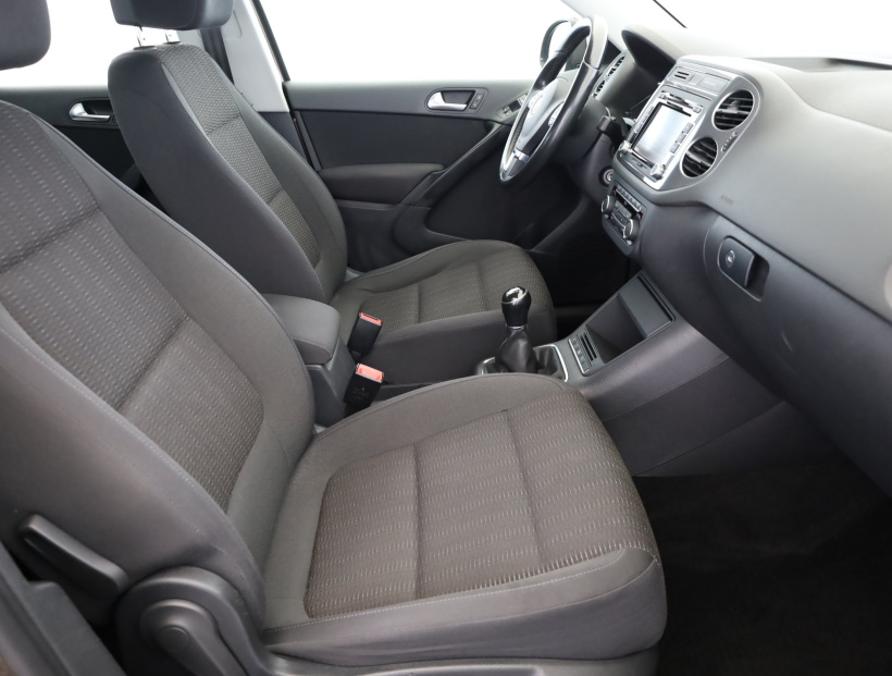 Volkswagen Tiguan, 2014