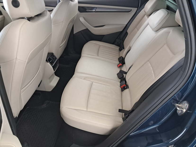 Škoda Karoq, 2017