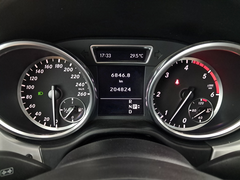 Mercedes-Benz ML, 2012