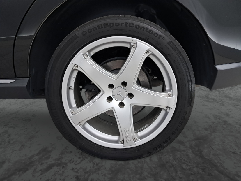 Mercedes-Benz ML, 2012