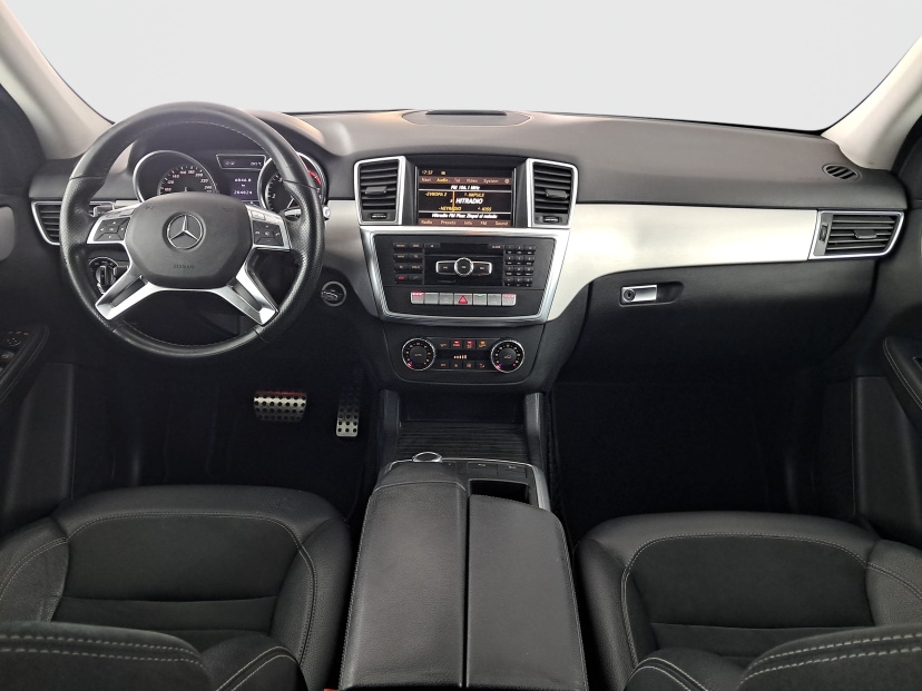 Mercedes-Benz ML, 2012