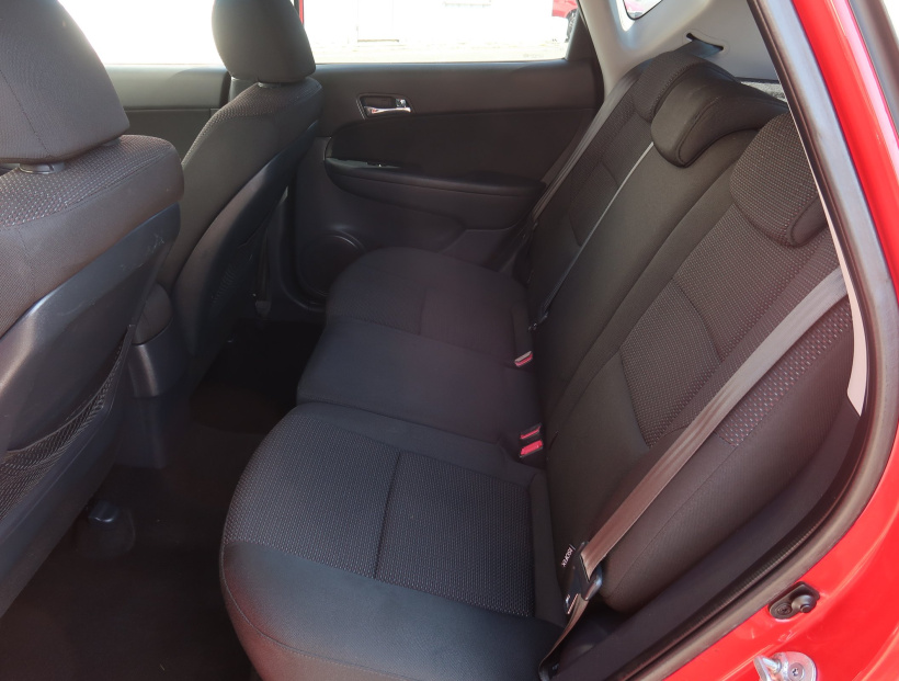 Hyundai i30, 2009
