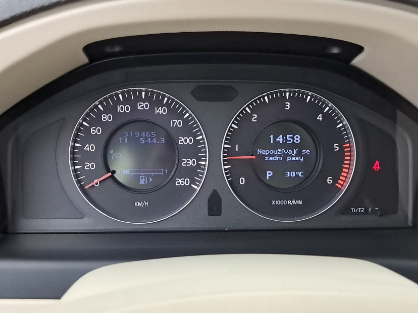 Volvo V70, 2009
