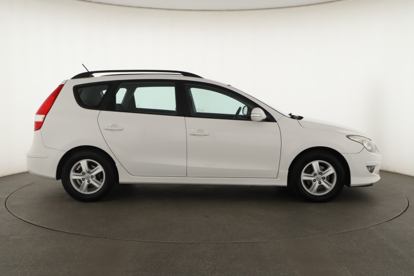 Hyundai i30, 2012