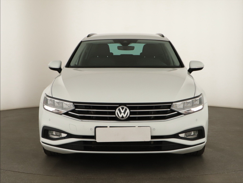 Volkswagen Passat, 2020