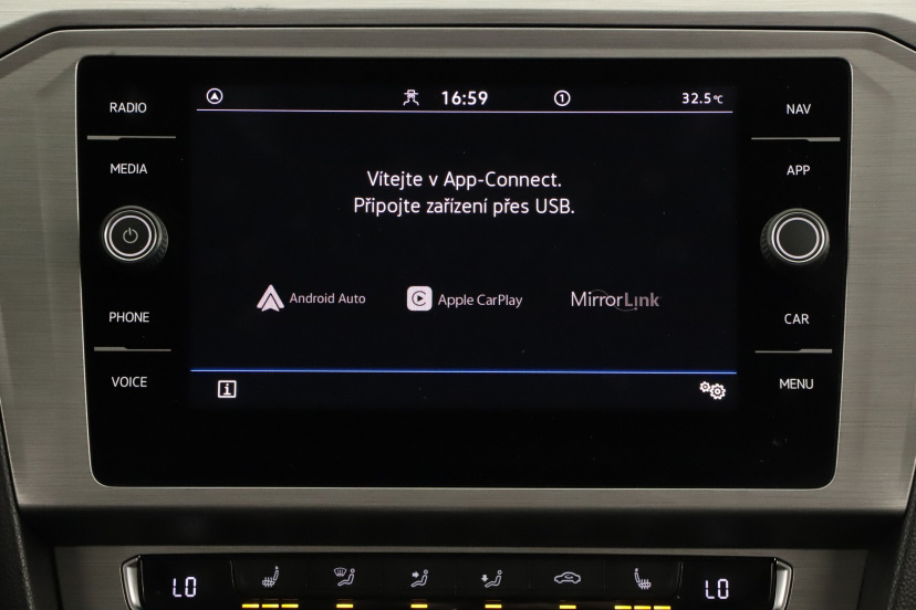 Volkswagen Passat, 2020
