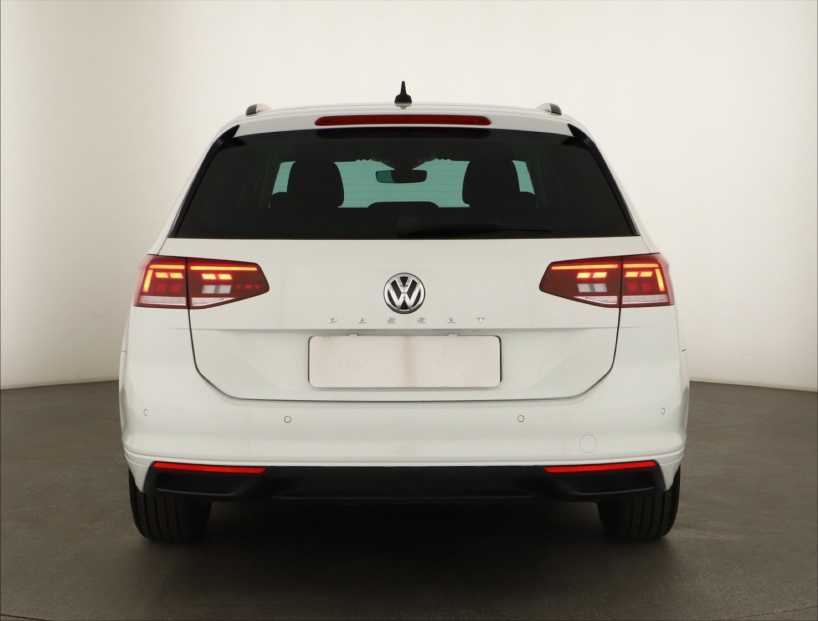Volkswagen Passat, 2020