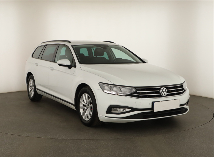 Volkswagen Passat, 2020
