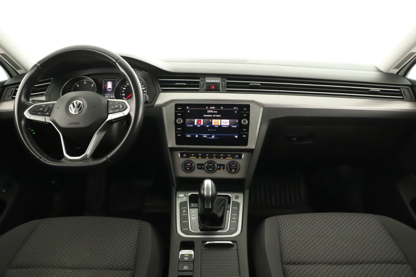 Volkswagen Passat, 2020