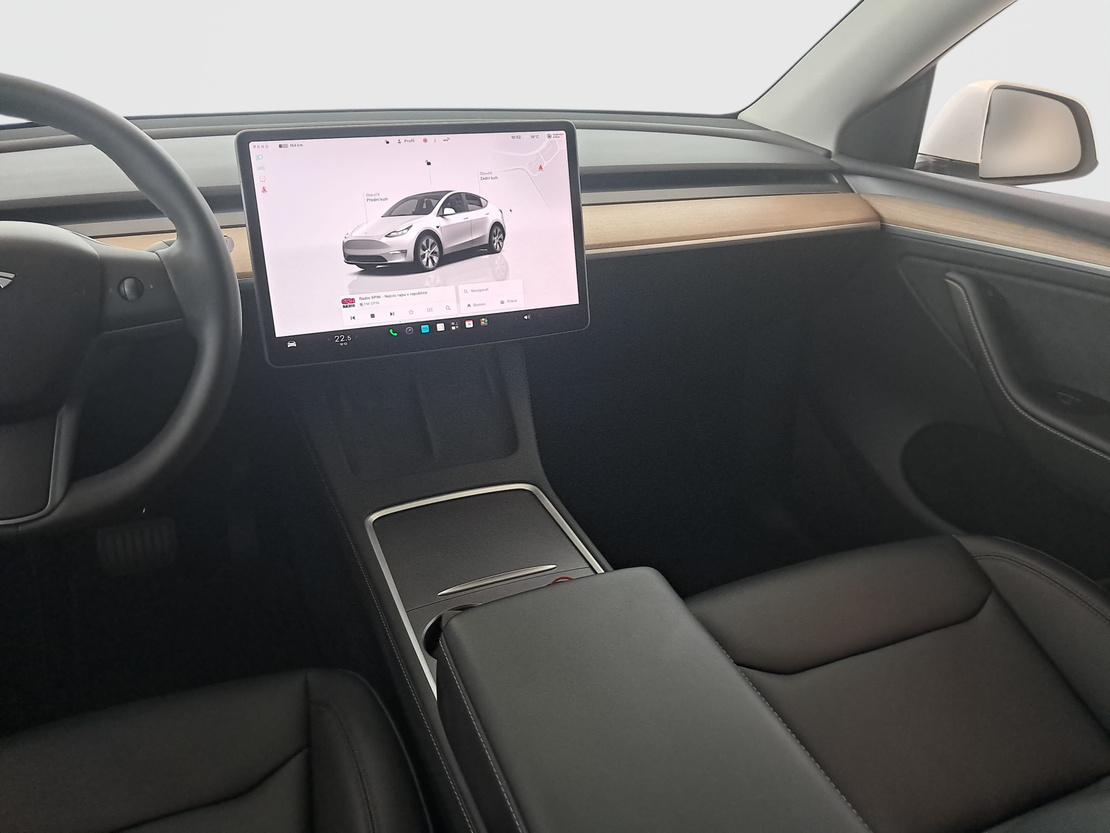 Tesla Model Y Long Range AWD – fotografie 11