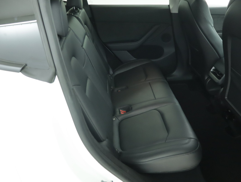 Tesla Model Y, 2022