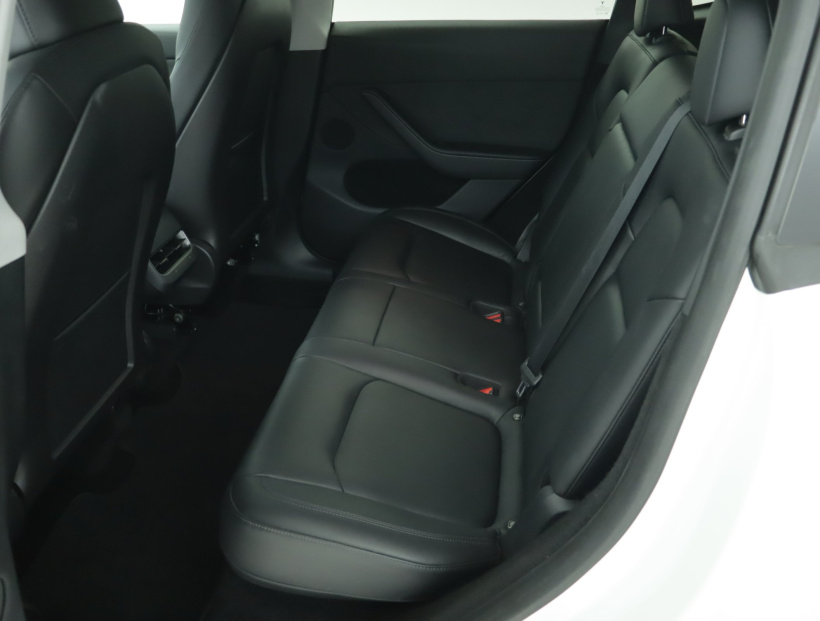 Tesla Model Y, 2022