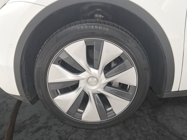 Tesla Model Y - 2022