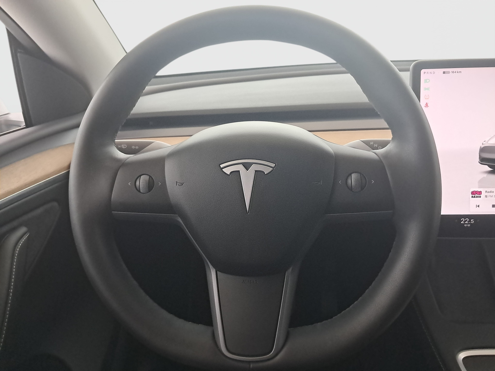 Tesla Model Y Long Range AWD – fotografie 28