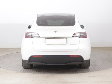 Tesla Model Y - 2022